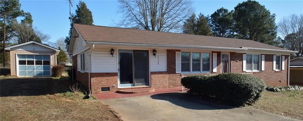 2398 S Chipley Ford Rd, Statesville, NC 28625 - photo 1