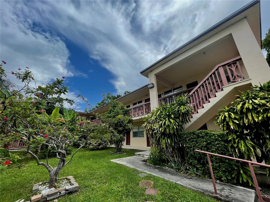 675 SW 7th Ave unit 12, Miami, FL 33130 - photo 1