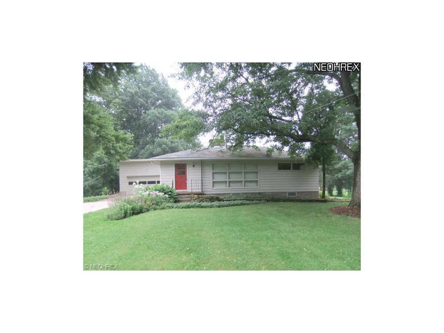 Welcome home to 2141 Coon Road in Copley Ohio!