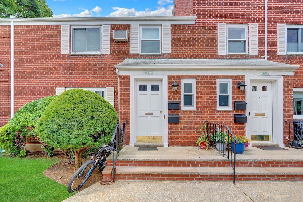 254-07 74th Ave unit GV64 B1-1, Glen Oaks, NY 11004 - photo 1