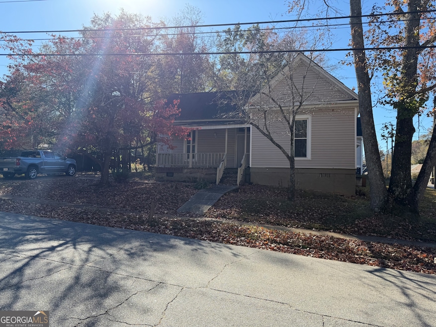 64 Wesley St, Newnan, GA 30263 - photo 1