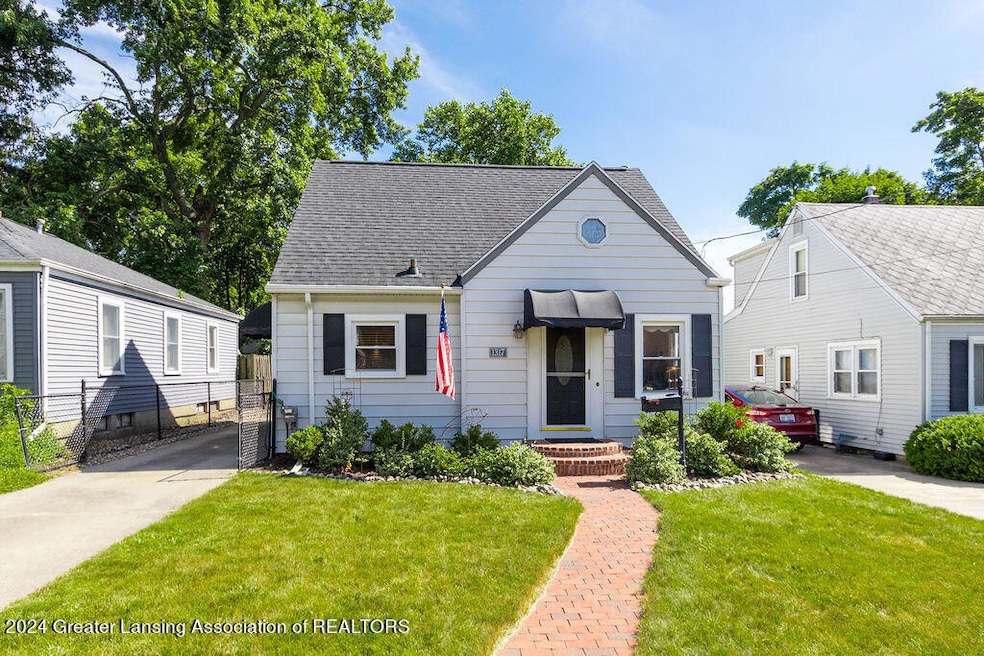 1317 Gordon Ave, Lansing, MI 48910 - photo 1