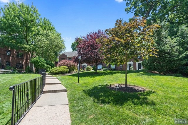 90 Tracey Place unit E1, Englewood, NJ 07631 - photo 1