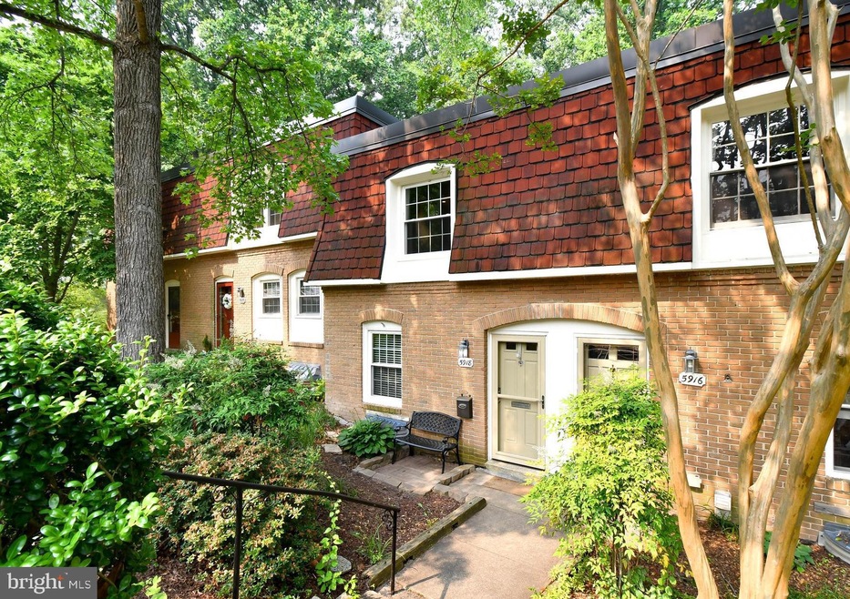 5918 Prince James Dr unit 78, Springfield, VA 22152 - photo 1