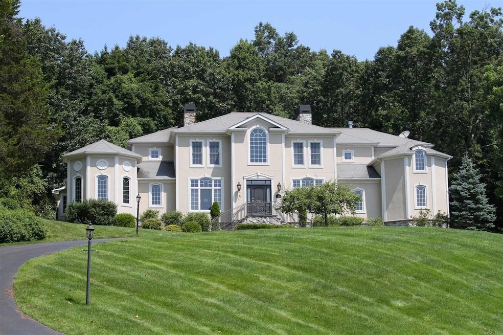 25 Kimlin Ct, Poughkeepsie, NY 12603 - photo 1