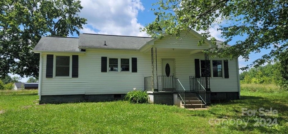 515 Christopher Rd, Shelby, NC 28152 - photo 1