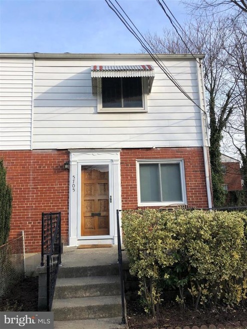 5705 Fenwick Dr, Alexandria, VA 22303 - photo 1