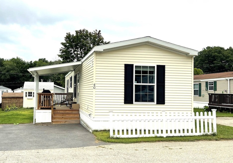 40 Colby Rd, Newmarket, NH 03857 - photo 1