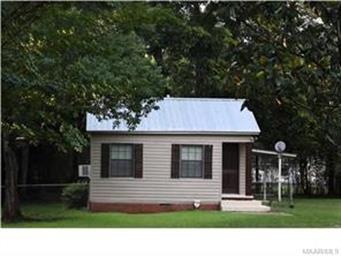 Super cute remodeled house with stained wooden shu