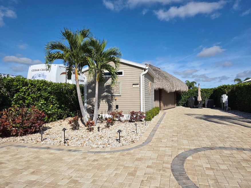 639 SW 39th Trace unit Lot 374, Okeechobee, FL 34974 - photo 1