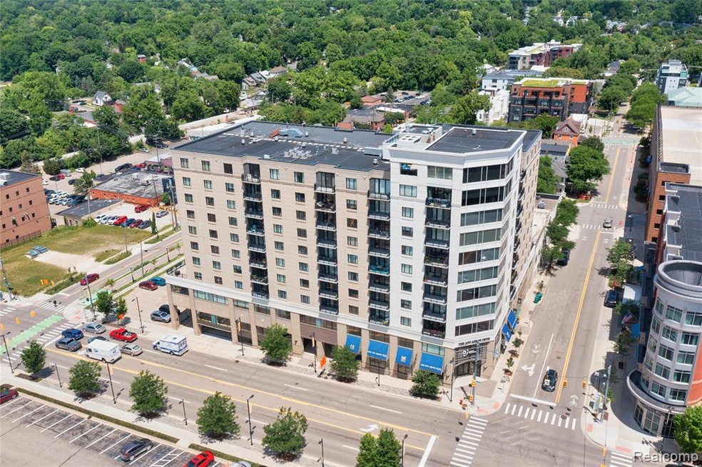 111 N Ashley St unit 904, Ann Arbor, MI 48104 - photo 1