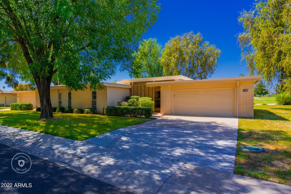 9922 W Highwood Ln, Sun City, AZ 85373 - photo 1