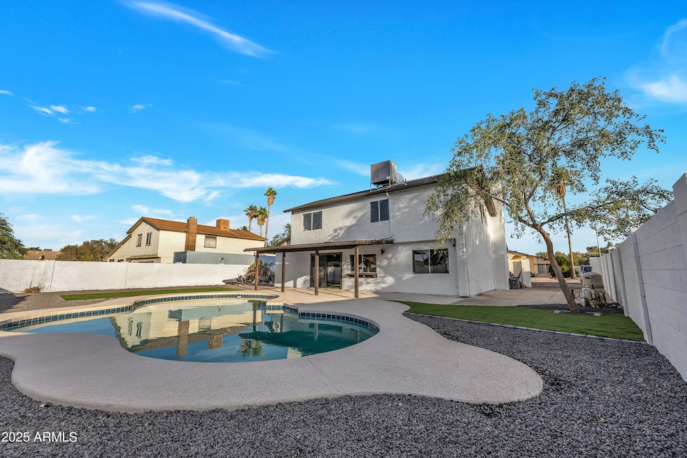 3346 W Aire Libre Ave, Phoenix, AZ 85053 - photo 1