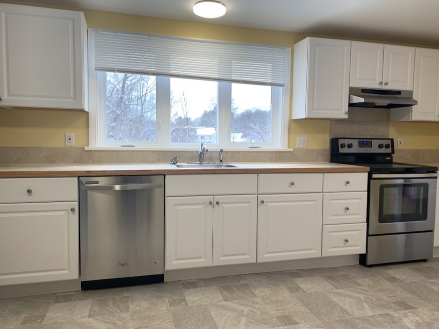 231 Boston Rd unit 2, Southborough, MA 01772 - photo 1