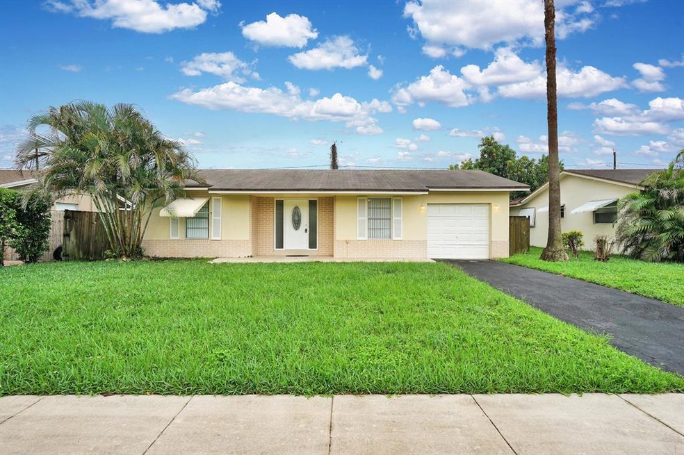 9662 sw 1st