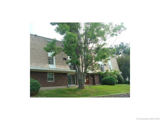 1212 Middle Turnpike W unit C2, Manchester, CT 06040 - photo 1