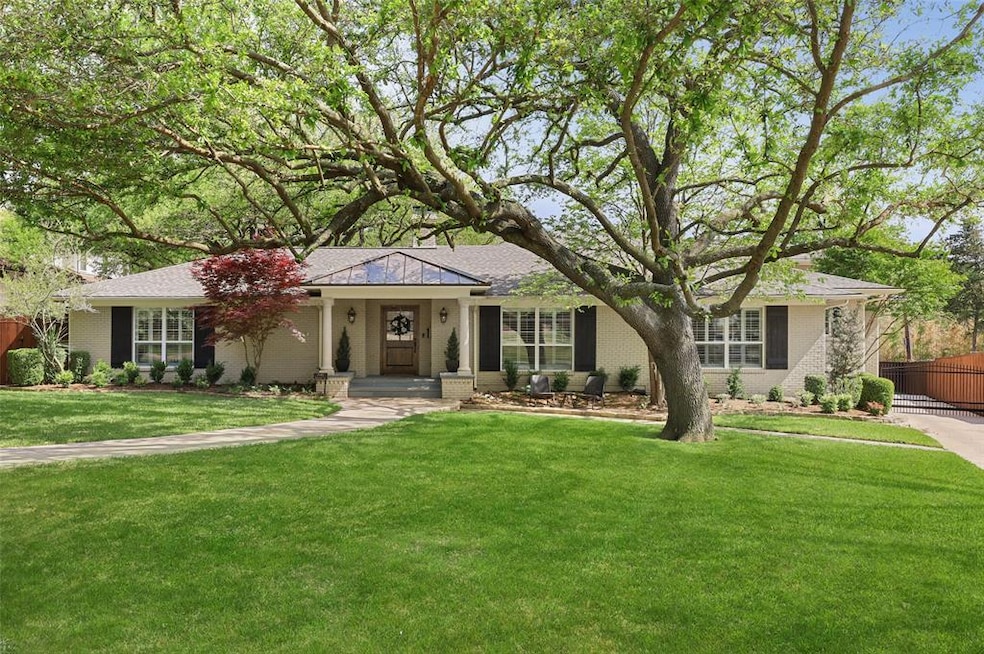 7181 Greentree Ln, Dallas, TX 75214 - photo 1