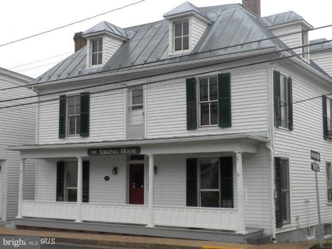 201 S Main St, Edinburg, VA 22824 - photo 1