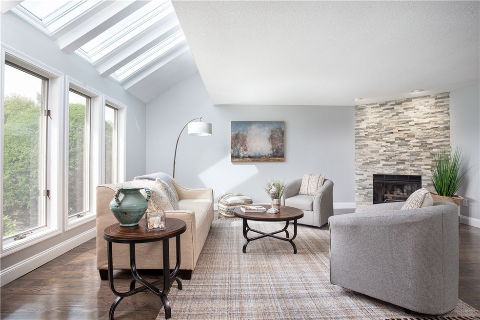 45 Oceanwoods Dr unit 45, North Kingstown, RI 02852 - photo 1