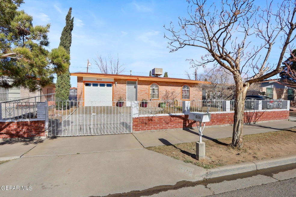 606 Venado Dr, El Paso, TX 79915 - photo 1