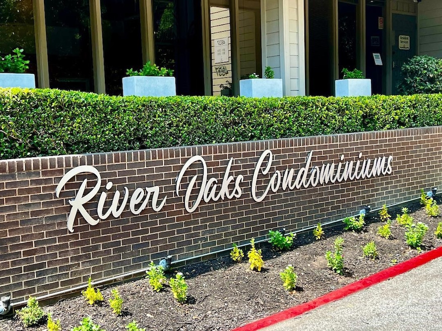 4845 Cedar Springs Rd unit 269, Dallas, TX 75219 - photo 1