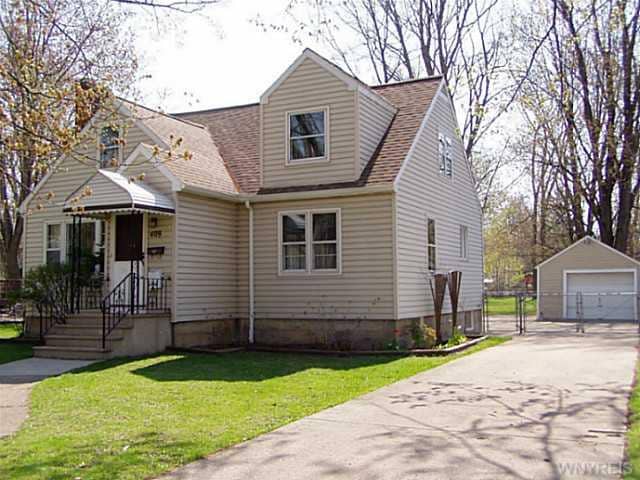 409 E Stenzil St, North Tonawanda, NY 14120 - photo 1