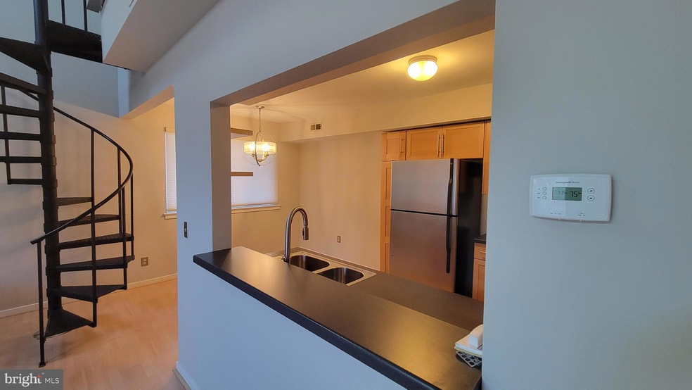 708 Gregorys Way unit C0708, Voorhees, NJ 08043 - photo 1