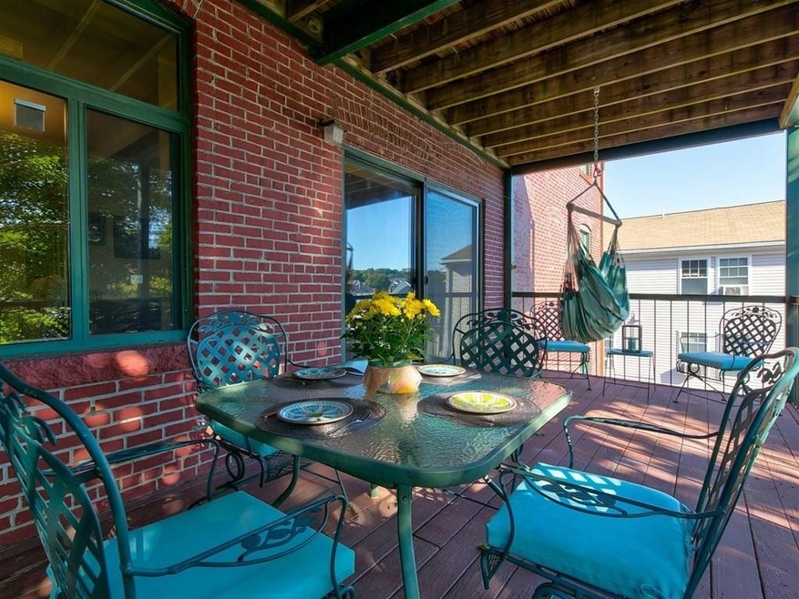 315 Rantoul St unit 308, Beverly, MA 01915 - photo 1