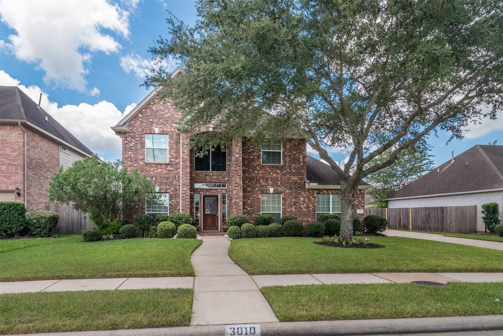 3010 Southern Ln, Pearland, TX 77584 - photo 1
