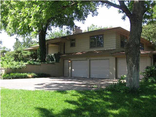 2301 Redbud Lane