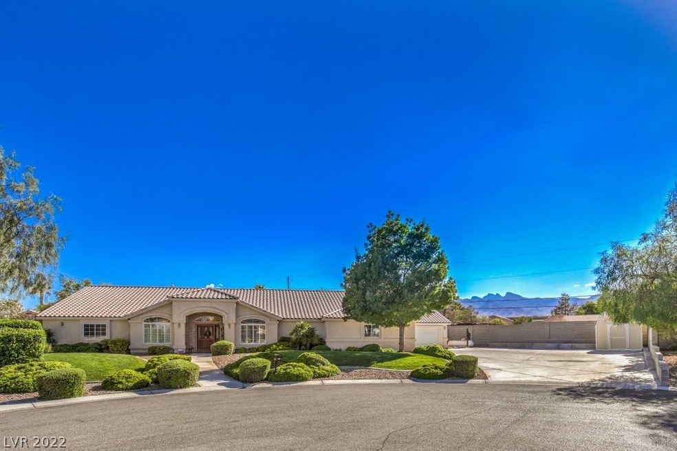 Welcome Home to 5175 N Fort Apache Road located in