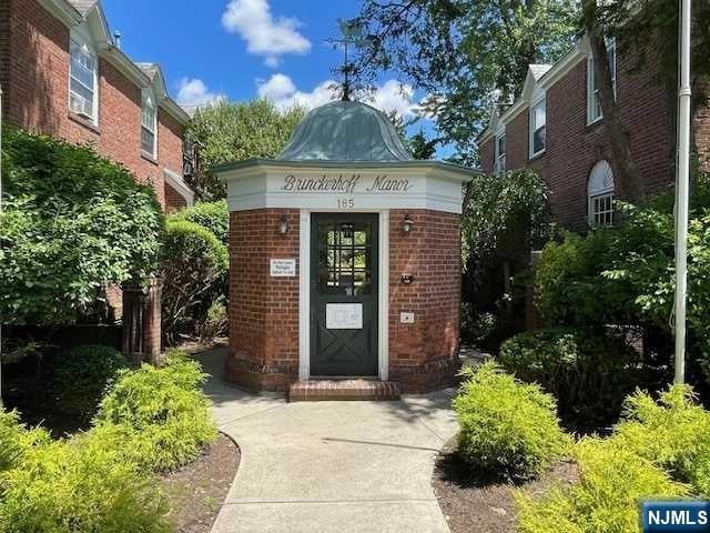 185 E Palisade Ave unit A6A, Englewood, NJ 07631 - photo 1