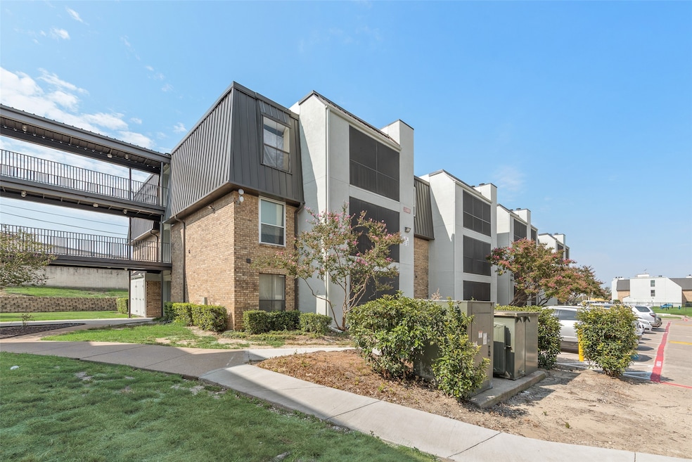 11460 Audelia Rd unit 284, Dallas, TX 75243 - photo 1