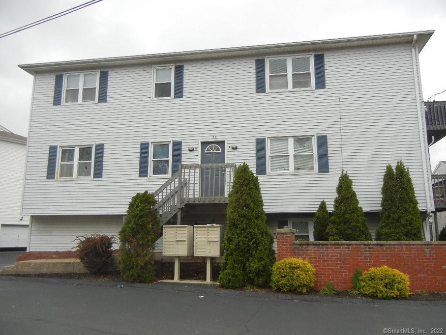 43 Konstin Place unit A, New Britain, CT 06051 - photo 1