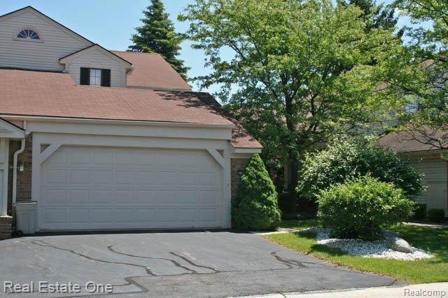 Stunning open contempory Cond