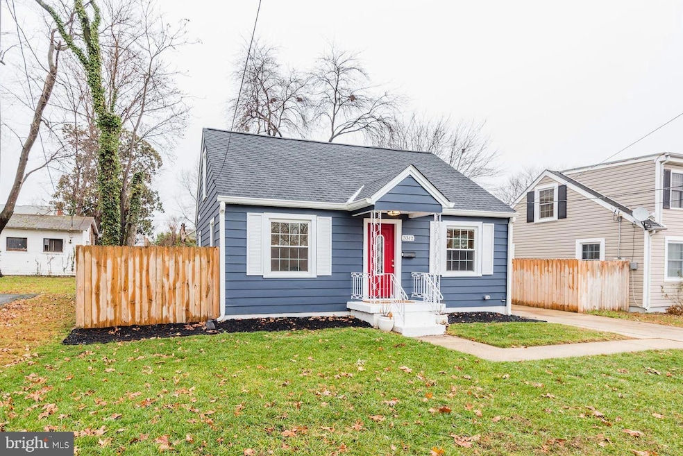 3312 Groveton St, Alexandria, VA 22306 - photo 1
