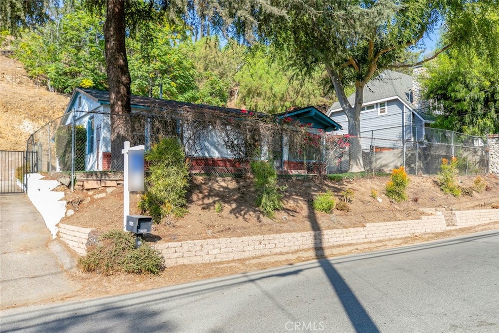 Pending $699,000 • Co-Listing Agent