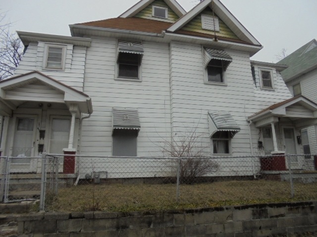 716 W Howard St, Muncie, IN 47305 - photo 1