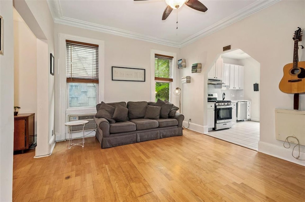 153 Lincoln St unit 1L, Jersey City, NJ 07307 - photo 1