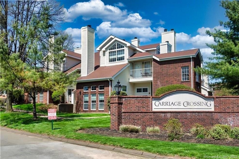 264 Carriage Crossing Ln, Middletown, CT 06457 - photo 1