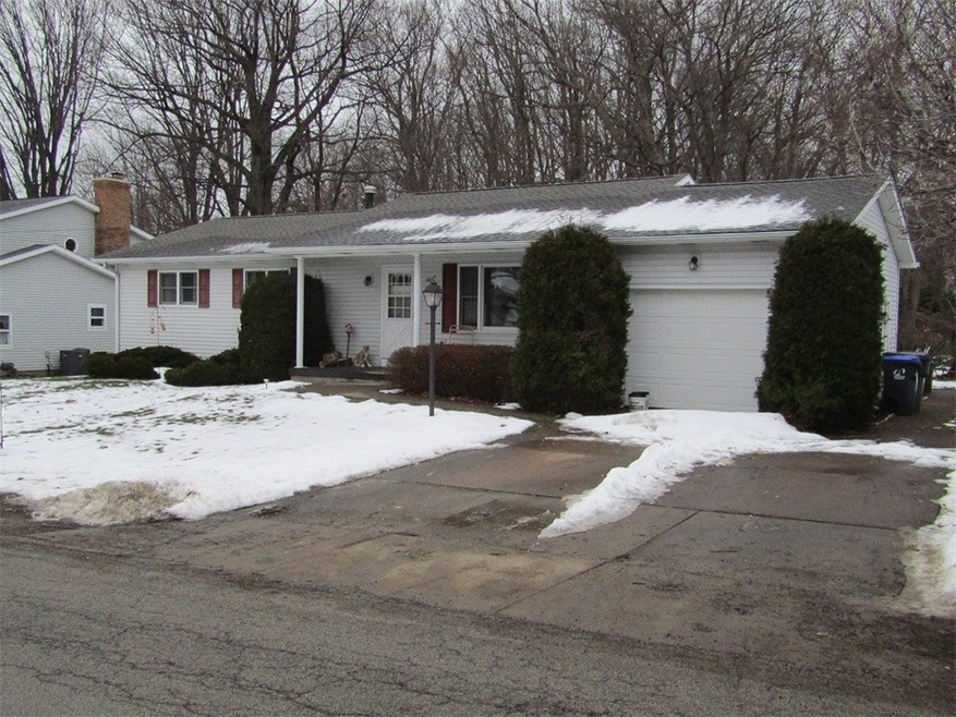 3117 Loveland Ave, Erie, PA 16506 - photo 1