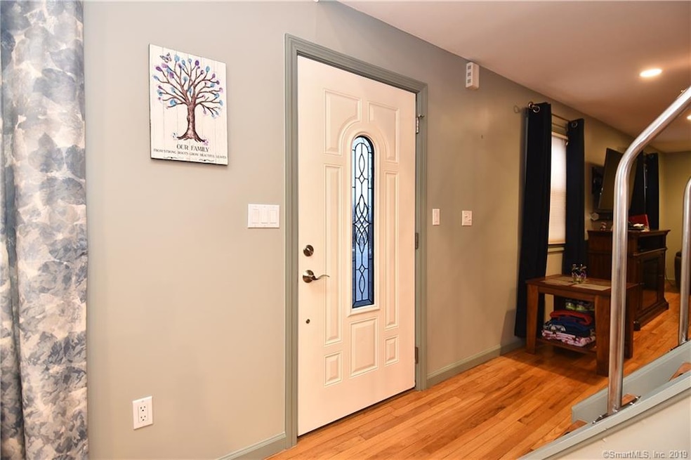 66 Robart St, West Haven, CT 06516 - photo 1