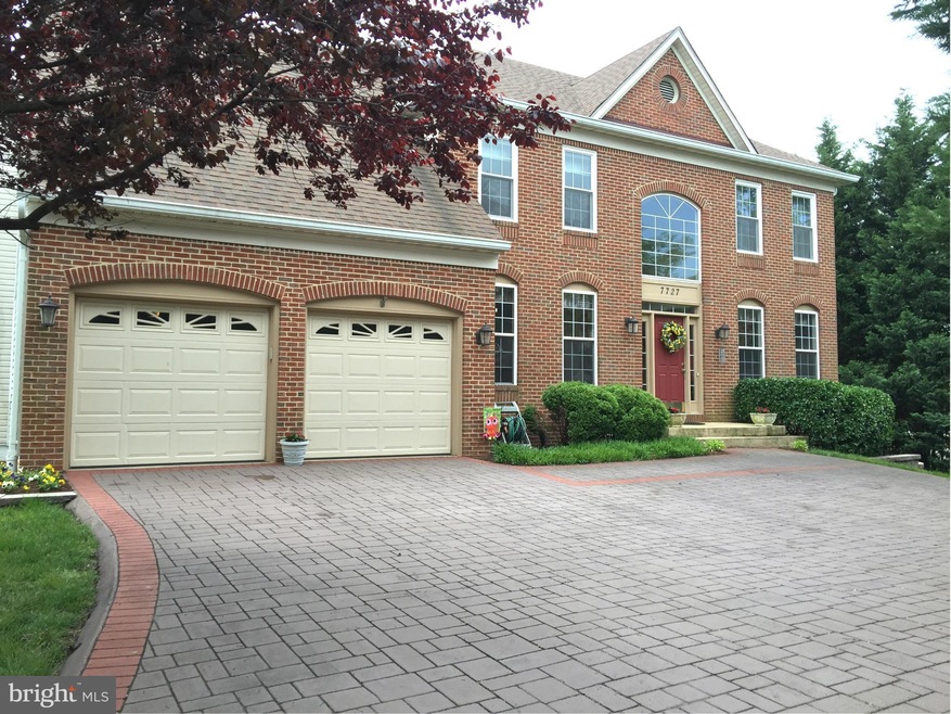 7727 White Willow Ct, Springfield, VA 22153 - photo 1
