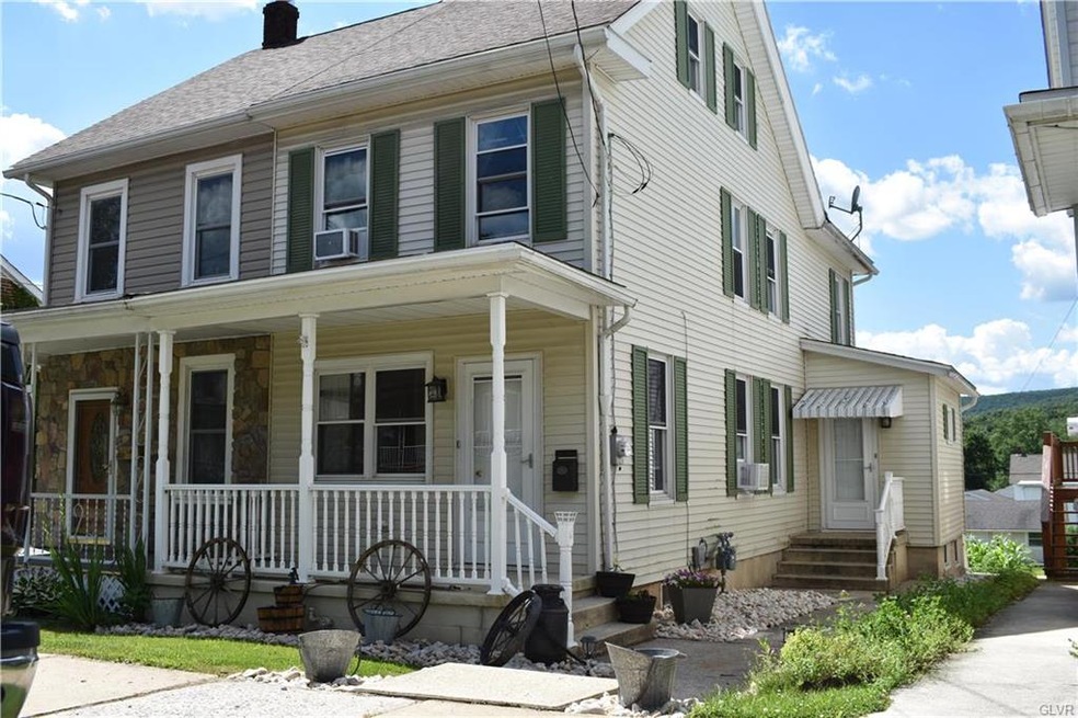 819 North St, Jim Thorpe, PA 18229 - photo 1