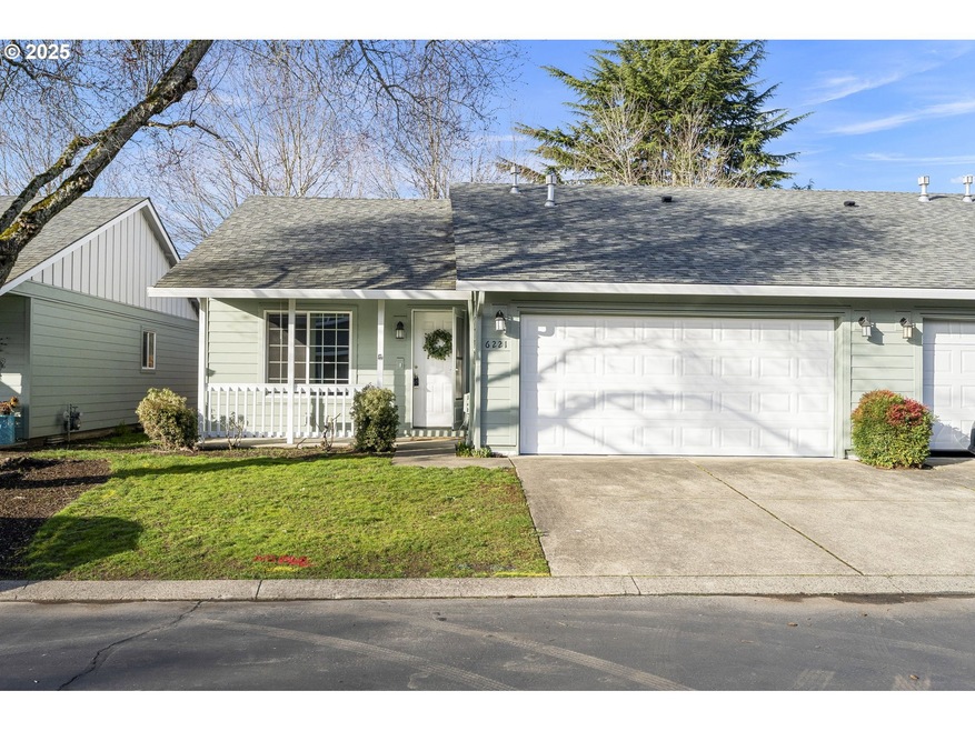 6221 SE Apollo Way unit 27, Hillsboro, OR 97123 - photo 1