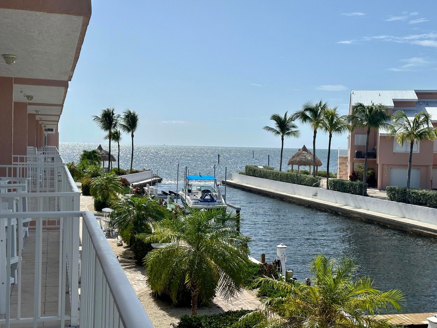 Key Largo Yacht Club B8 (Unit 11)