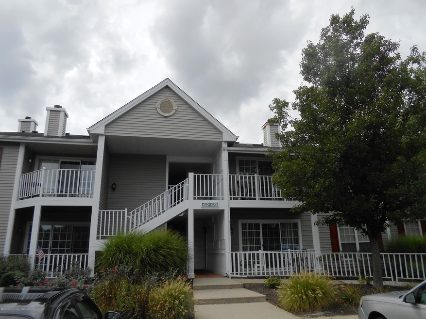 44 Players Cir unit F2, Tinton Falls, NJ 07724 - photo 1