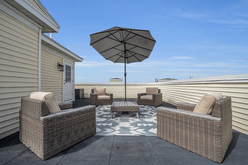 11 Railroad Ave unit B7, Salisbury, MA 01952 - photo 1