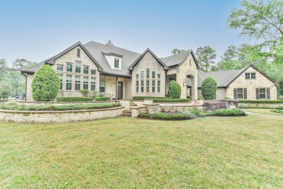 Gorgeous Award winning Custom Home by Morning Star! This home won the HBA best Primary bathroom and Family room awards! NEW ROOF 2020! Upgraded security system with Cameras! Exterior painting 2020