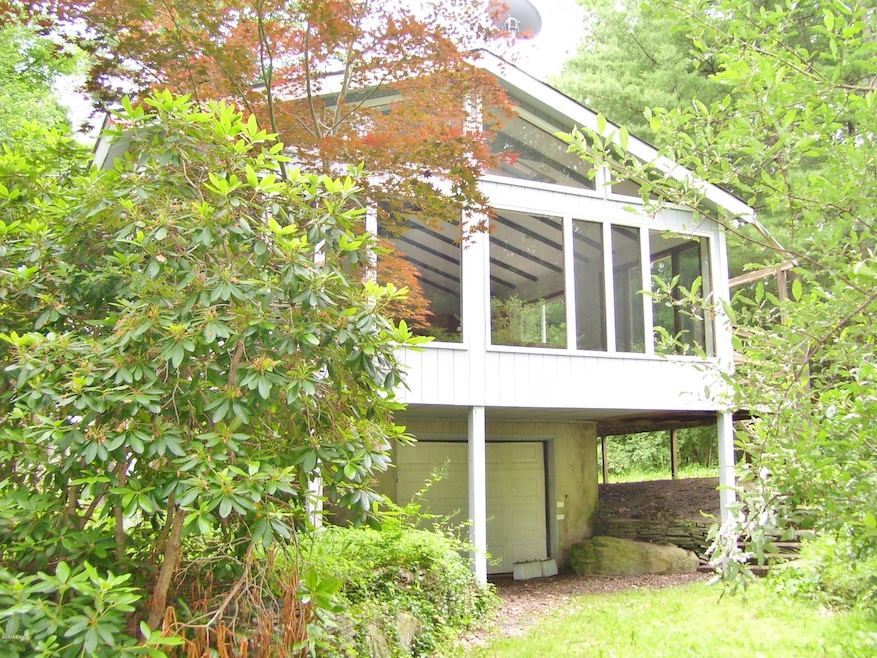 127 Mill Rd, Hawley, PA 18428 - photo 1